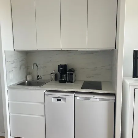 Cap Esterel - T2 Climatise Vue 4/5 Pers - Piscine - Parking * Saint-Raphaël